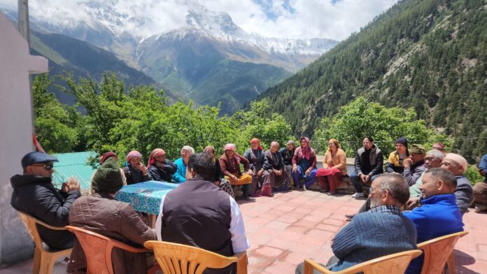 kailashpur village meeting with ias dhiraj garbyal
